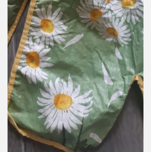Vtg GINGHAM GIRL half apron DAISY DAISIES FLOWERS FLORAL hand pad pockets - Picture 4 of 6